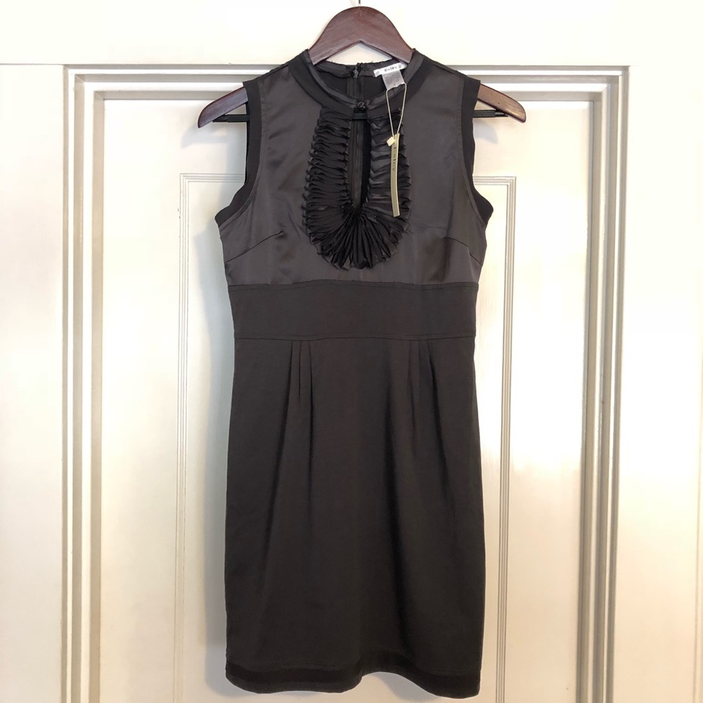 NWT Esley gray ruffle dress.  Size Small
